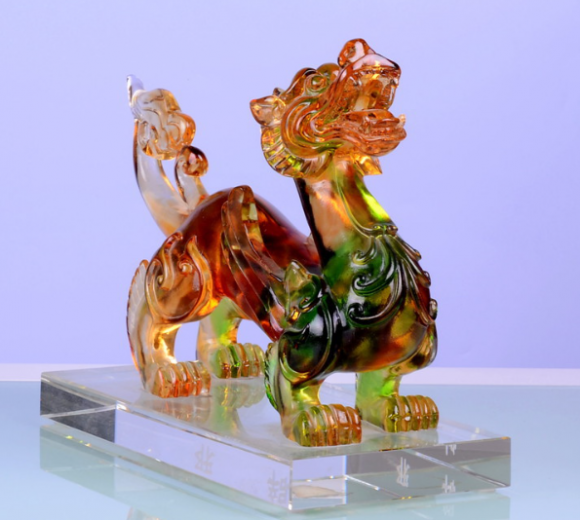 璀璨背后的匠心 玻璃工藝品網(wǎng)絡(luò)軟文營(yíng)銷(xiāo)的三大核心策略